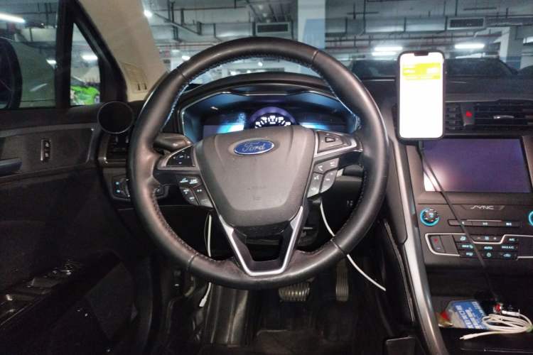 Used Ford Mondeo New Energy 2018 2.0 PHEV Smart-Controlled Fashion Edition China VI Standard Steering Wheel