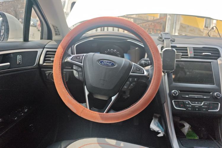 Used Ford Mondeo New Energy 2018 2.0 PHEV Smart-Control Luxury Version China V Standard Steering Wheel