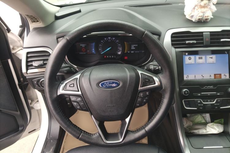 Used Ford Mondeo New Energy 2018 2.0 PHEV Smart-Controlled Fashion Edition China VI Standard Steering Wheel