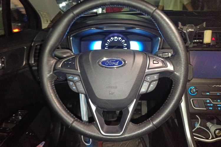 Used Ford Mondeo New Energy 2018 2.0 PHEV Smart-Controlled Fashion Edition China VI Standard Steering Wheel