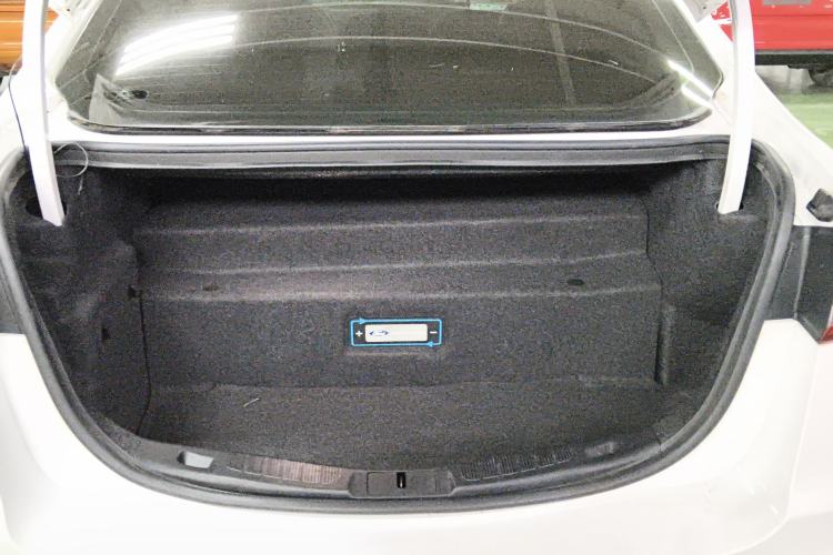 Used Ford Mondeo New Energy 2018 2.0 PHEV Smart-Controlled Fashion Edition China VI Standard Trunk