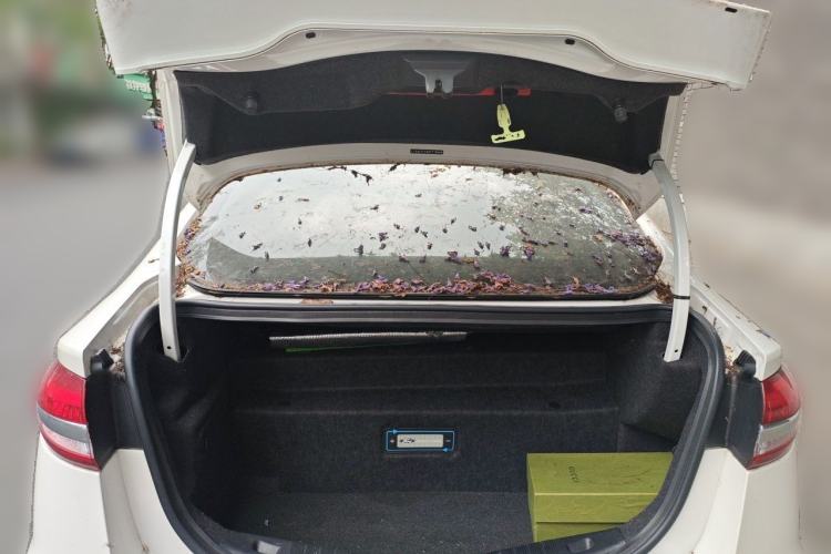 Used Ford Mondeo New Energy 2018 2.0 PHEV Smart-Controlled Fashion Edition China VI Standard Trunk