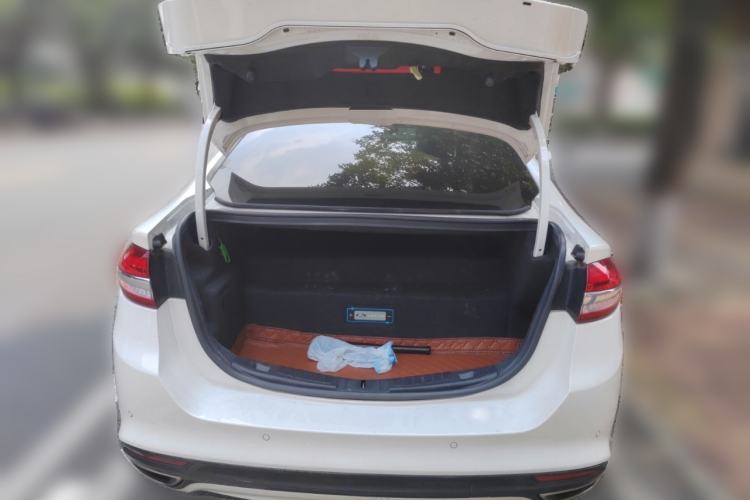 Used Ford Mondeo New Energy 2018 2.0 PHEV ZhiZun Flagship Version Trunk
