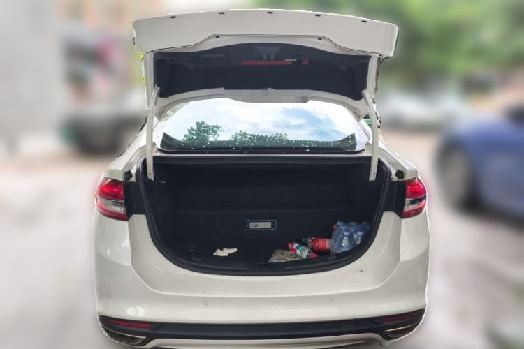 Used Ford Mondeo New Energy 2018 2.0 PHEV Zhihao Trim Trunk