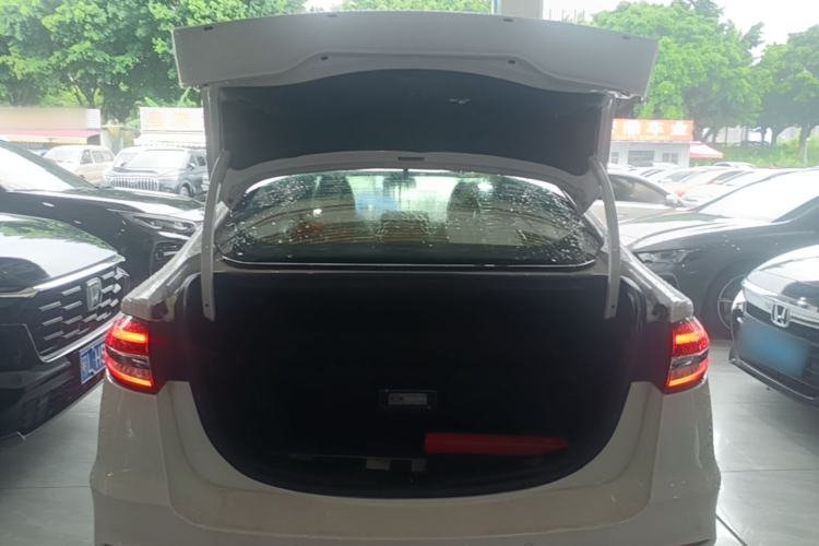 Used Ford Mondeo New Energy 2018 2.0 PHEV Smart-Controlled Fashion Edition China V Standard Trunk