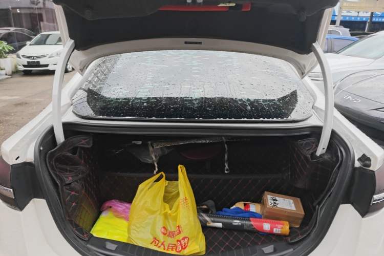 Used Ford Mondeo New Energy 2018 2.0 PHEV Smart-Controlled Fashion Edition China VI Standard Trunk