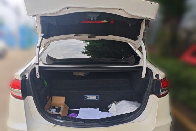 Used Ford Mondeo New Energy 2018 2.0 PHEV Smart-Controlled Fashion Edition China VI Standard Trunk