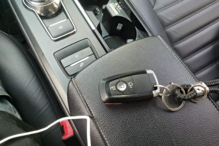 Used Ford Mondeo New Energy 2018 2.0 PHEV Smart-Controlled Fashion Edition China VI Standard Vehicle Key