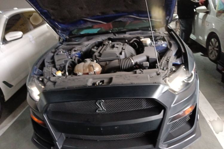 Used Ford Mustang  Engine Bay