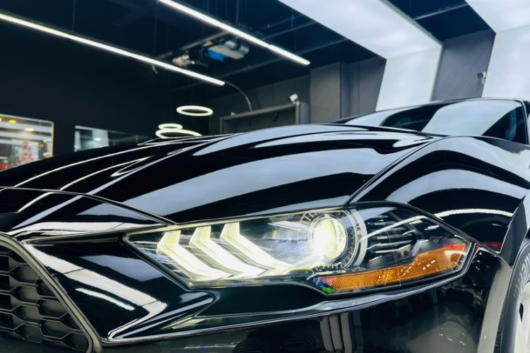 Used Ford Mustang  Exterior 9