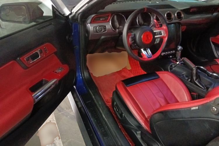 Used Ford Mustang  Interior 3