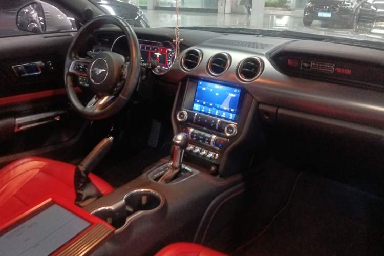 Used Ford Mustang 2020 2.3L EcoBoost Center Console