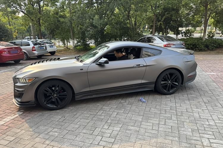 Used Ford Mustang  Exterior 4