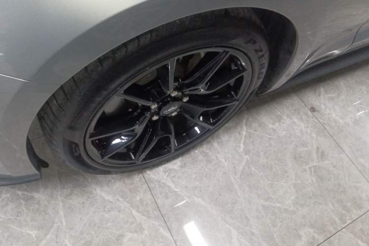 Used Ford Mustang 2020 2.3L EcoBoost Left Front Wheel Hub
