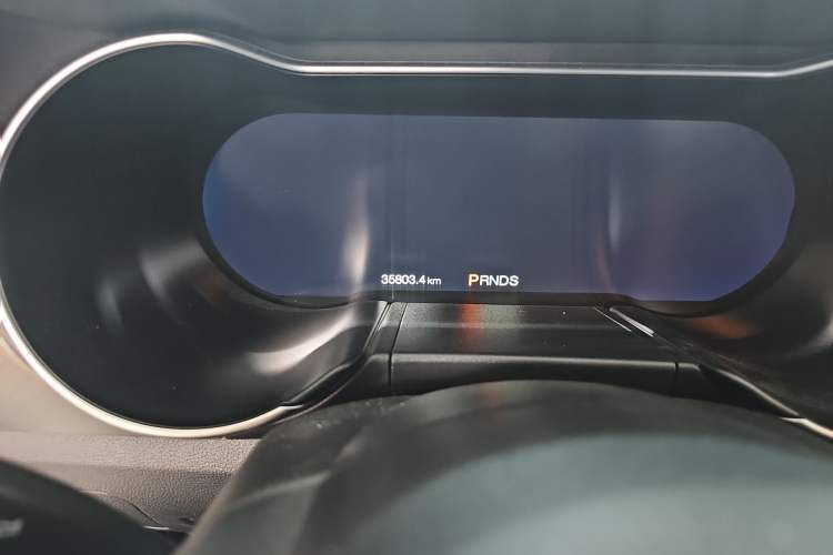 Used Ford Mustang 2019 2.3L EcoBoost Odometer Close Up