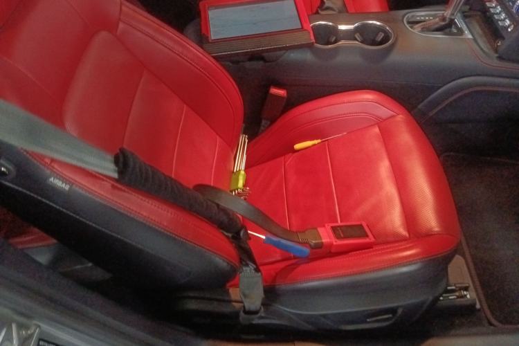 Used Ford Mustang 2020 2.3L EcoBoost Right Front Seat