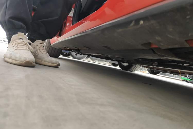 Used Ford Mustang 2015 2.3T Automatic U.S.-Spec Version Left Side Sill