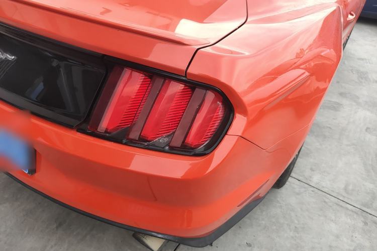 Used Ford Mustang 2015 2.3T Automatic U.S.-Spec Version Right Rear Taillight
