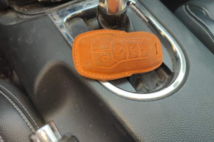 Used Ford Mustang 2015 2.3T Automatic U.S.-Spec Version Vehicle Key