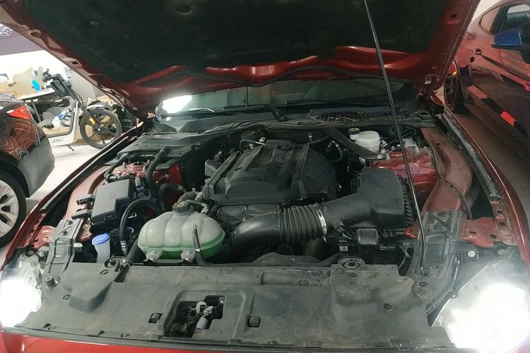 Used Ford Mustang 2021 2.3T EcoBoost Engine Bay