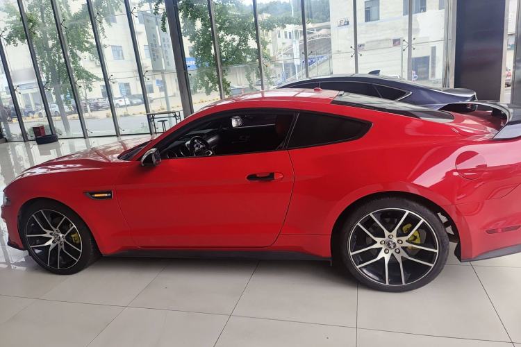 Used Ford Mustang 2019 2.3T Automatic Hardtop Base Version U.S. Specification Exterior 3