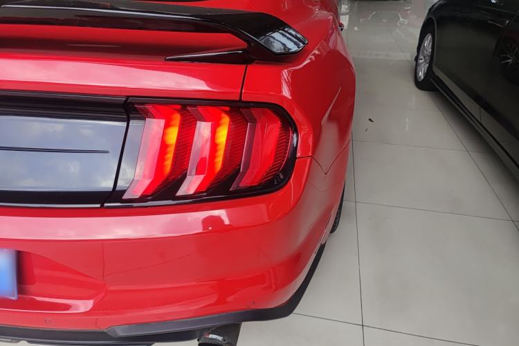 Used Ford Mustang 2019 2.3T Automatic Hardtop Base Version U.S. Specification Exterior 6