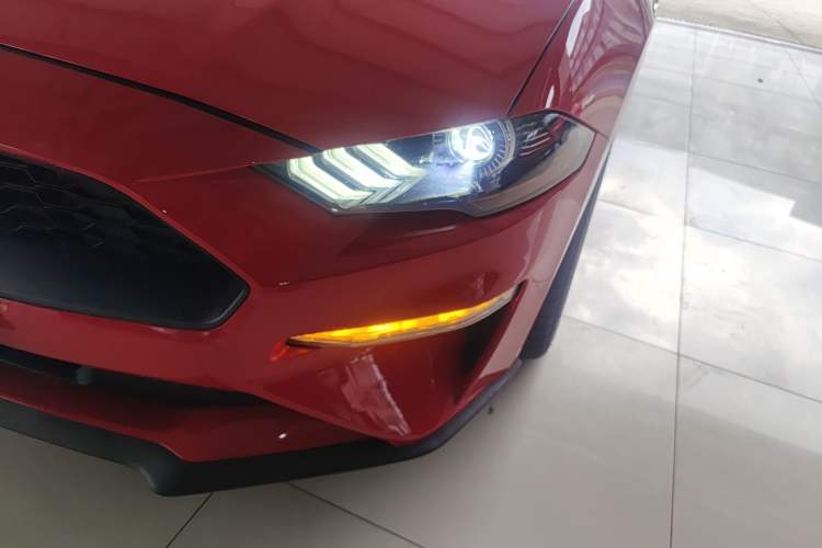 Used Ford Mustang 2019 2.3T Automatic Hardtop Base Version U.S. Specification Left Front Headlight