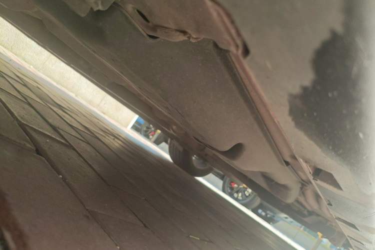 Used Ford Mustang  Chassis Front Left
