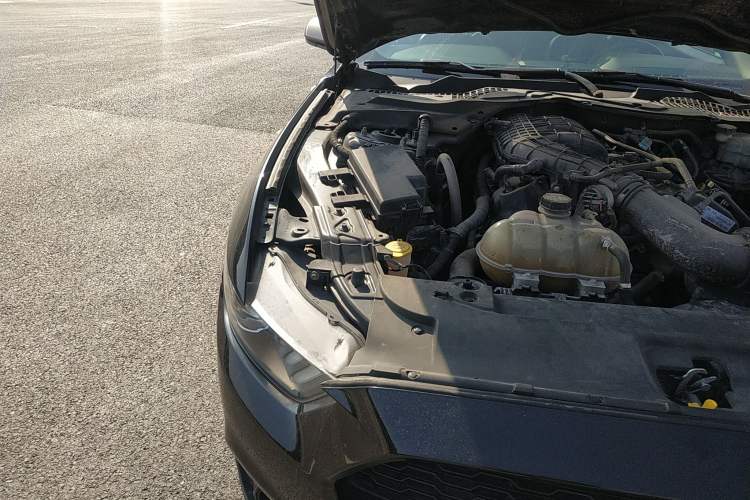 Used Ford Mustang 2013 3.7L Automatic Standard Edition Engine Bay Right