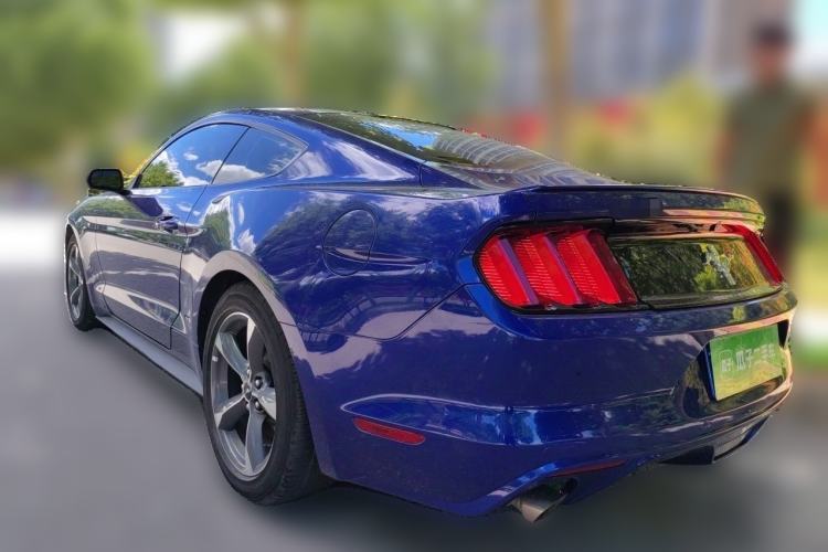 Used Ford Mustang  Rear Left 45 Deg