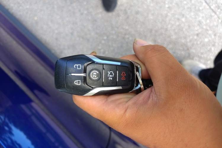 Used Ford Mustang  Vehicle Key