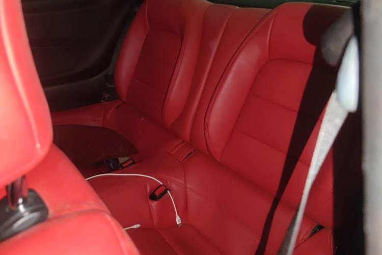 Used Ford Mustang  Left Rear Seat