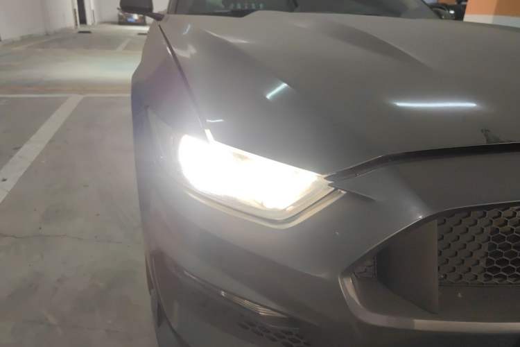 Used Ford Mustang  Right Front Headlight