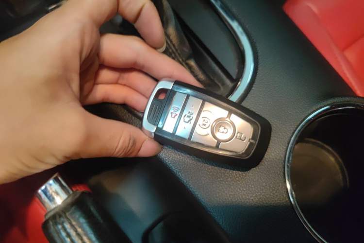 Used Ford Mustang  Vehicle Key