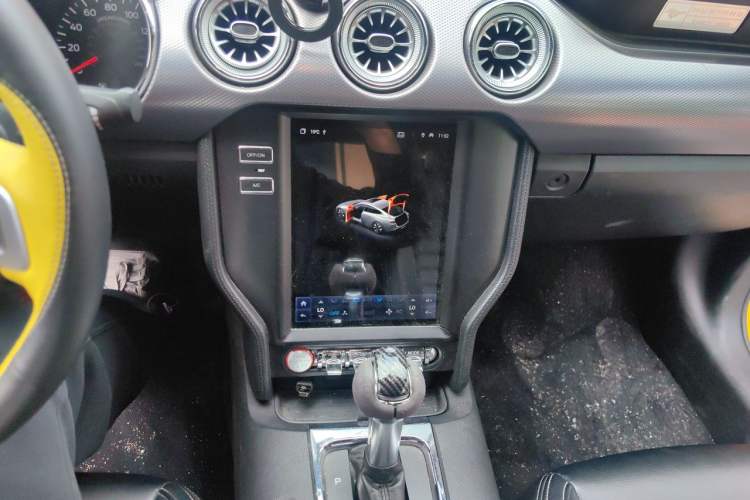 Used Ford Mustang  Audio And AC Panel