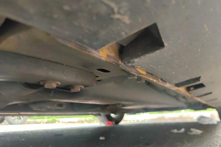 Used Ford Mustang  Chassis Front Left