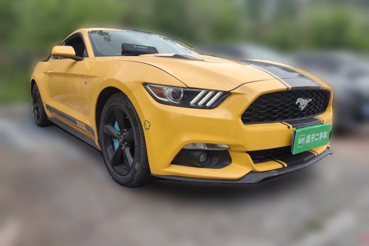 Used Ford Mustang  Front Right 45 Deg