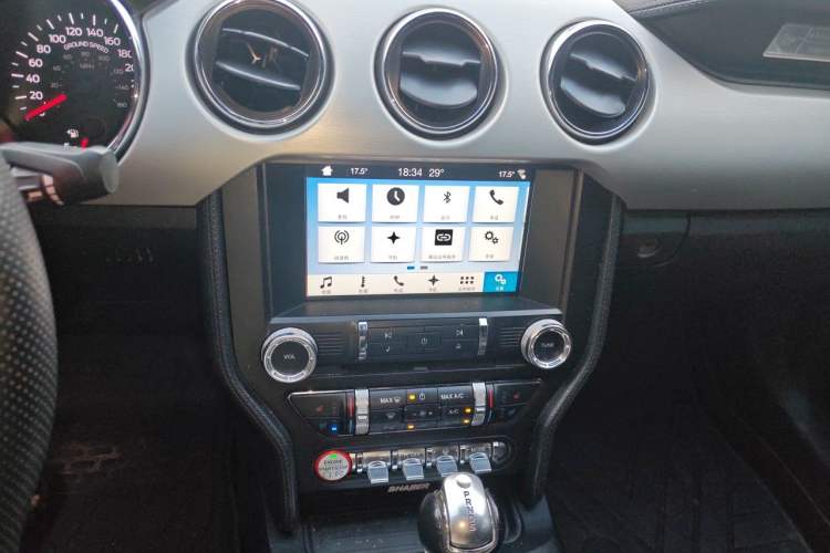Used Ford Mustang 2015 2.3T Performance Edition Audio And AC Panel