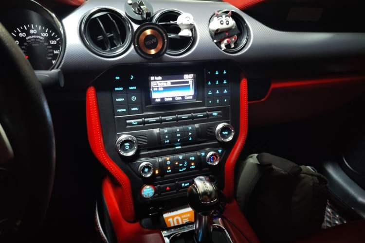 Used Ford Mustang  Audio And AC Panel