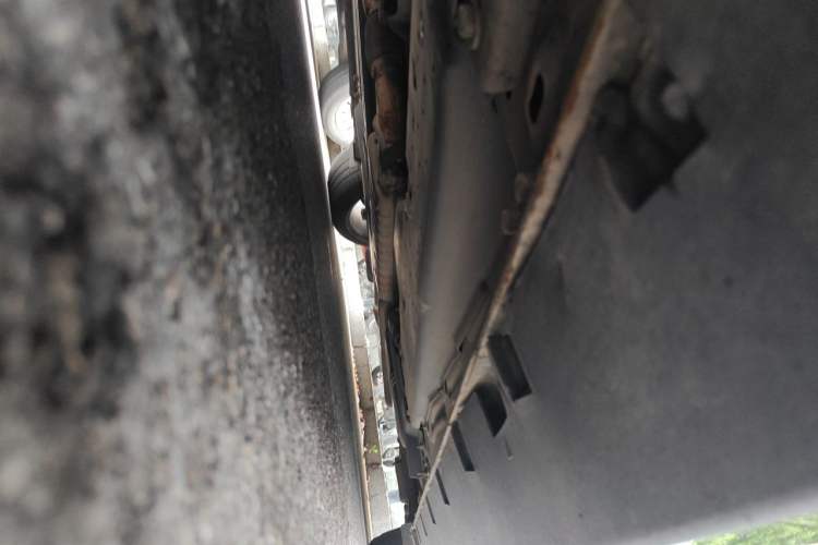 Used Ford Mustang  Chassis Front Left