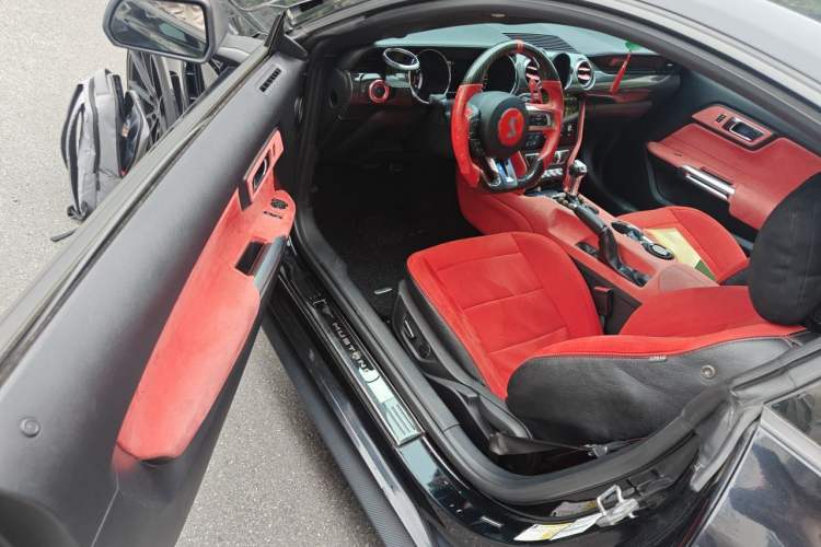 Used Ford Mustang  Driver Seat
