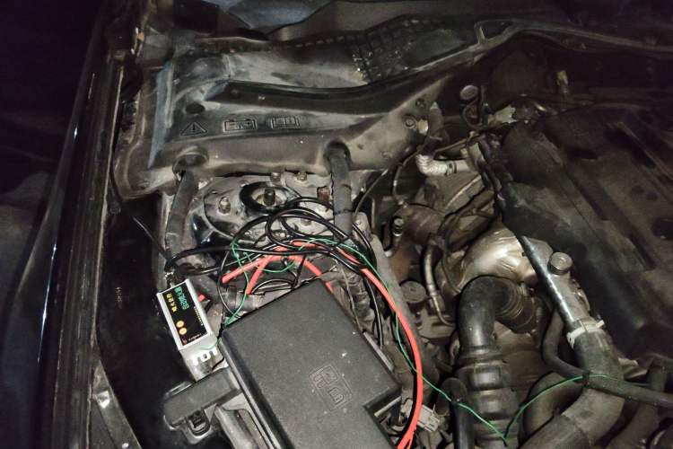 Used Ford Mustang  Engine Bay Right