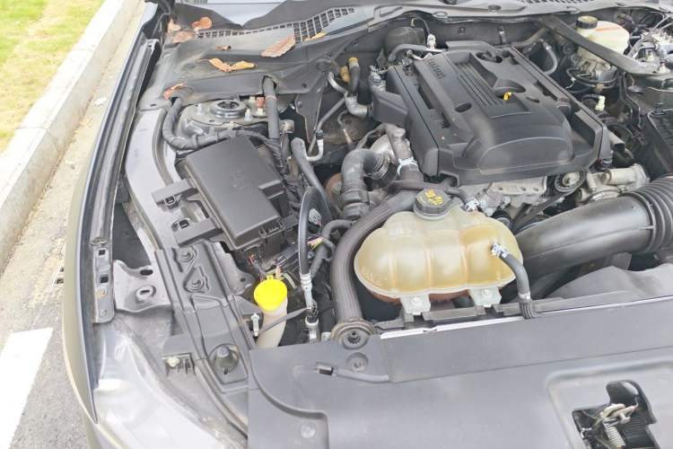 Used Ford Mustang 2015 2.3T Performance Edition Engine Bay Right