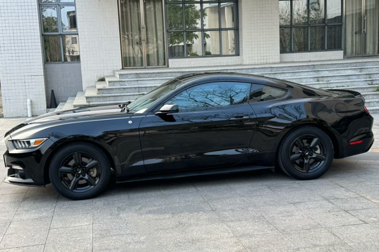 Used Ford Mustang 2015 2.3T Automatic U.S.-Spec Version Exterior 6