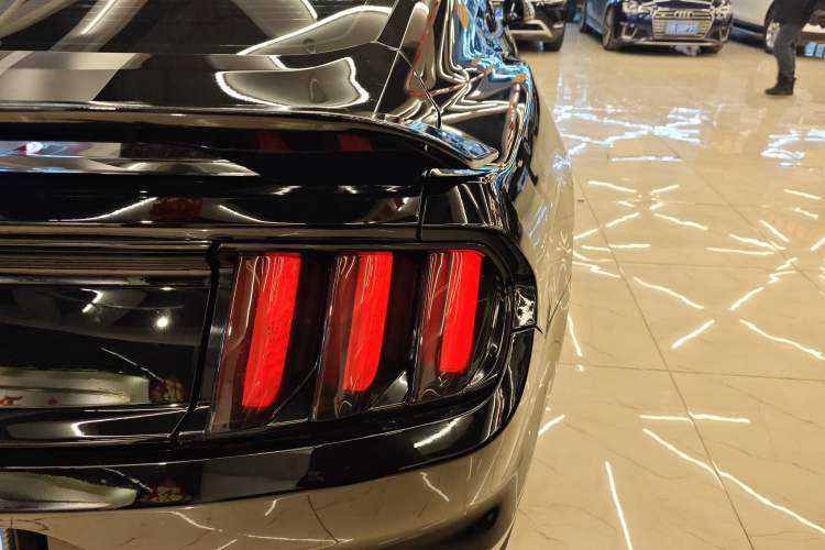Used Ford Mustang 2015 2.3T Performance Edition Exterior 6