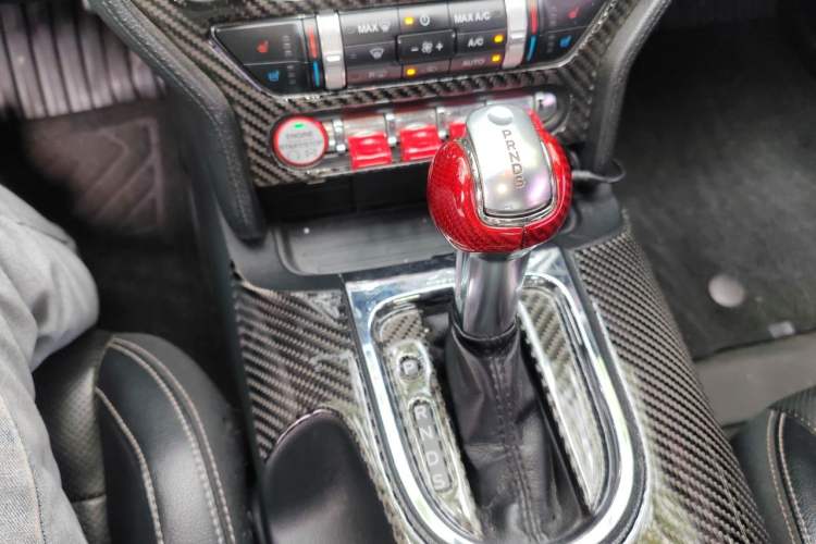 Used Ford Mustang 2015 2.3T Performance Edition Gear Lever