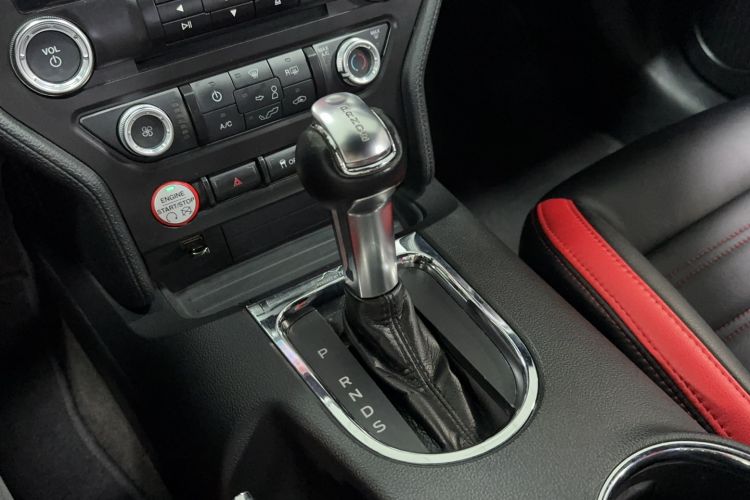 Used Ford Mustang 2015 2.3T Automatic U.S.-Spec Version Gear Lever