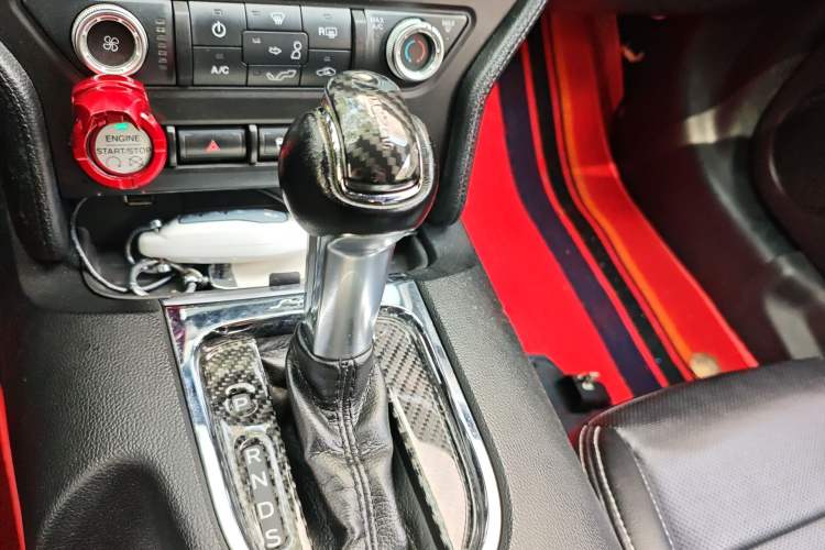 Used Ford Mustang 2015 2.3T Automatic U.S.-Spec Version Gear Lever