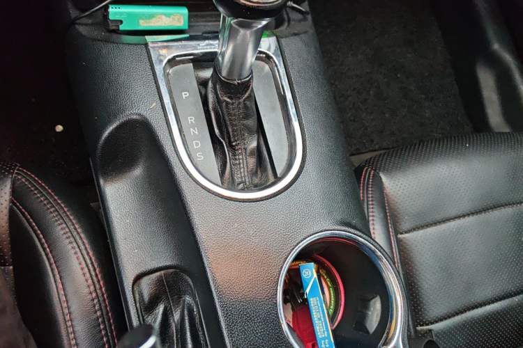 Used Ford Mustang 2015 2.3T Performance Edition Gear Lever