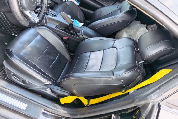Used Ford Mustang  Left Front Seat